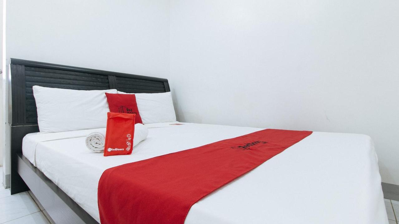 Reddoorz Near Sm Bicutan Otel Paranaque City Dış mekan fotoğraf